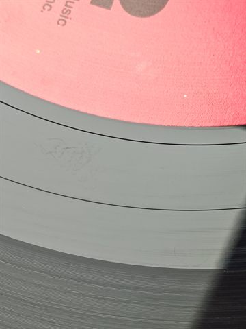 Side 2 Matrix Runout B2