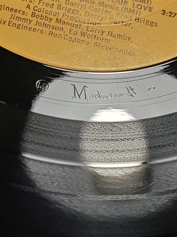 Side 2 Matrix Runout B2